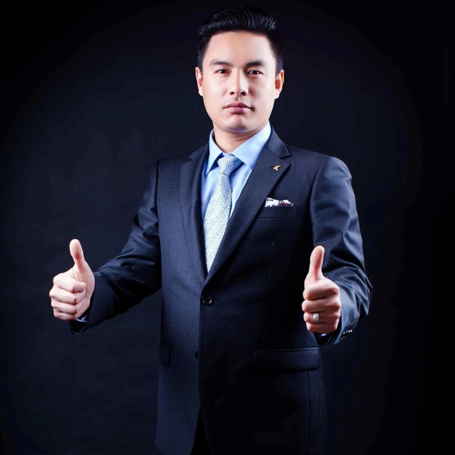 陳新 宏宇門窗總經(jīng)理丨企業(yè)家專訪：心有多大，舞臺(tái)就有多大